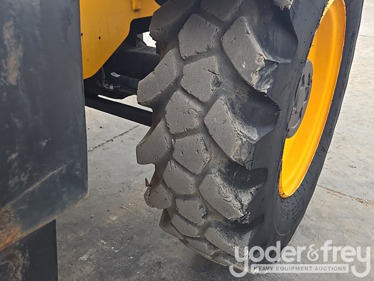 2017-jcb-506-36-image-19