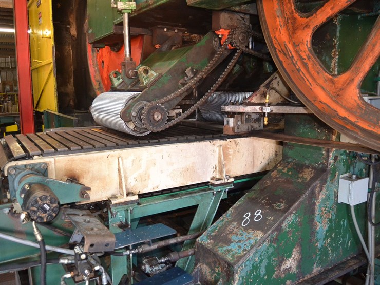 kockums-6'-single-setting-horizontal-band-mill-model-hsa-1-w/-slat-bed-feed-w/-press-rolls-w/-lube-system-w/-air-strain-w/-hood-rail-system-sn#4219-10-image-3