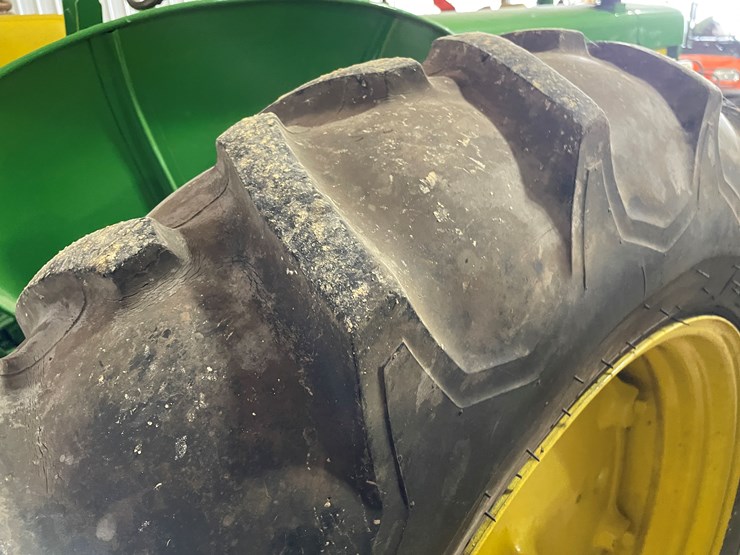 john-deere-530-image-15