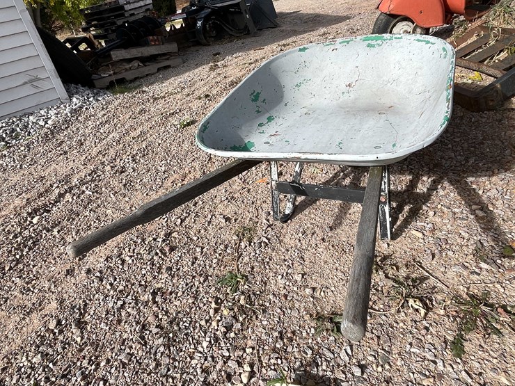 #3109-•-wheelbarrow-image-2