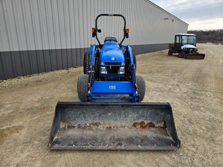 new-holland-tc45da-image-8