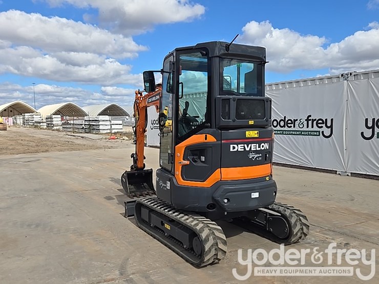 2024-develon-dx27z-7-image-3