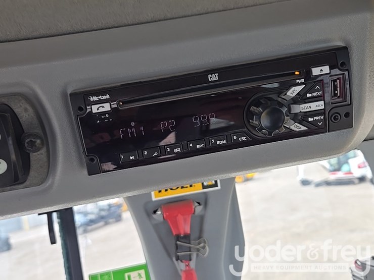 2014-caterpillar-938k-image-163