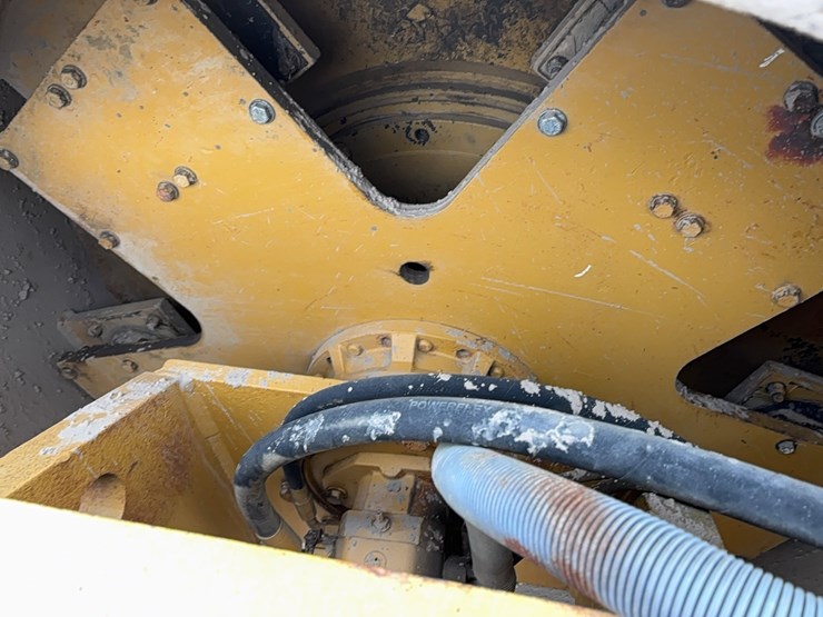 caterpillar-cs-583c-image-20