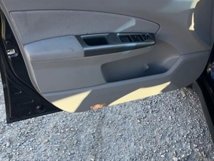 2013-subaru-forester-image-6