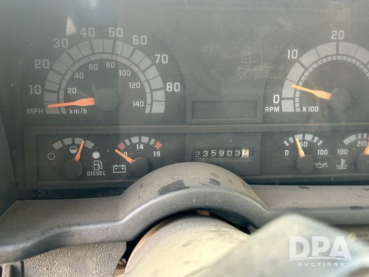 1995-caterpillar-3116-image-13