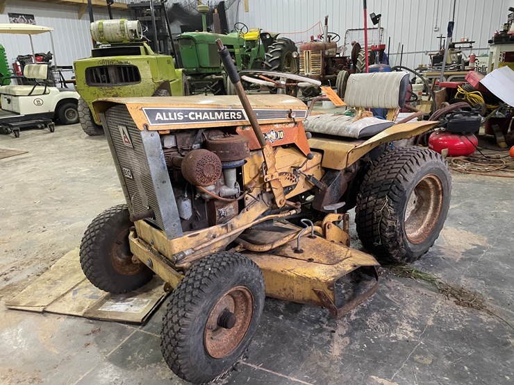 #3032-•-allis-chalmers-b10-lawn-mower-image-1