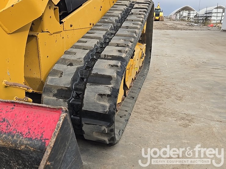 2022-caterpillar-299d3-image-23