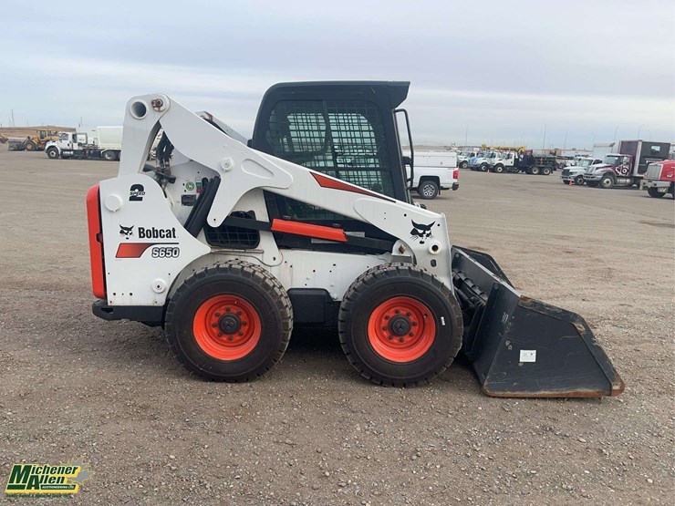 2015-bobcat-s650-image-5