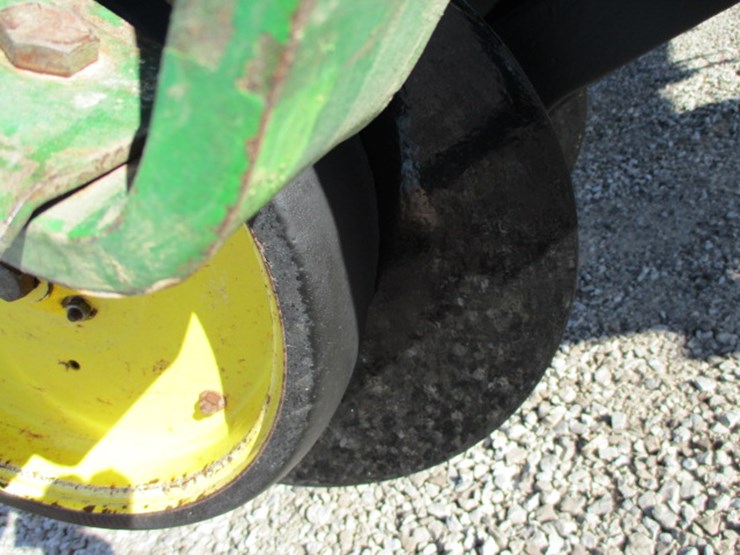 john-deere-750-image-21