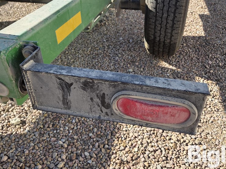 unverferth-roadrunner-image-13