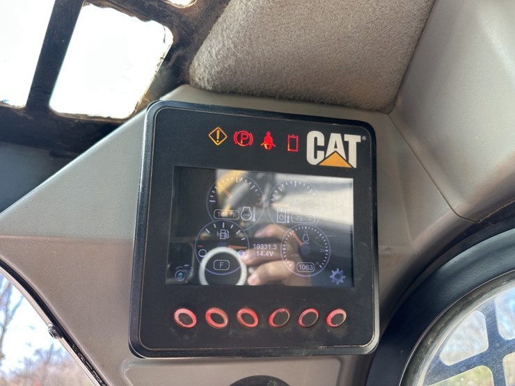 caterpillar-299d-image-32