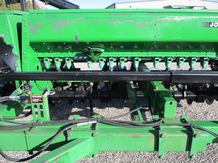 john-deere-750-image-47