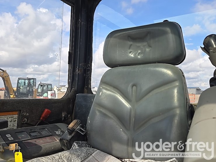 bobcat-331g-image-48