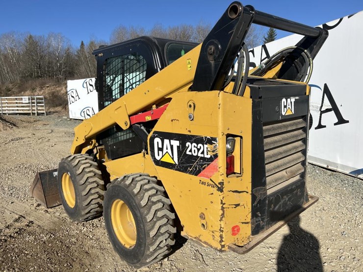 2016-caterpillar-262d-image-3