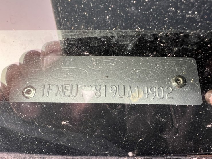 2009-ford-explorer-xlt-image-21