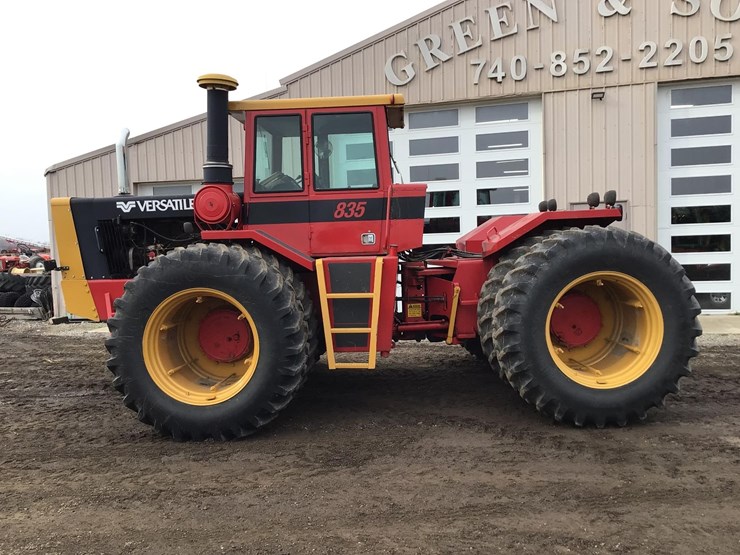 1983-versatile-835-image-4