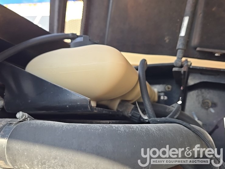 2014-jlg-600aj-image-83