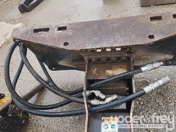 breaker-attachment-to-suit-skidsteer-image-6