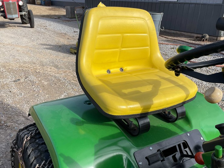 john-deere-212-image-14