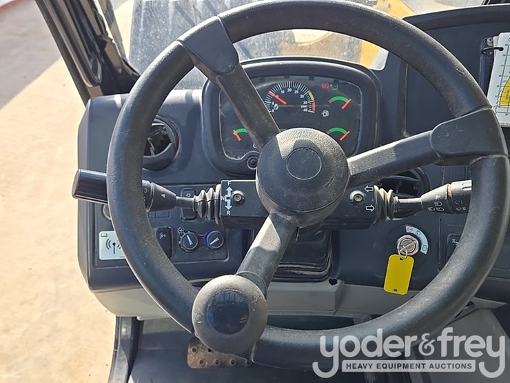 2019-caterpillar-tl1255d-image-115