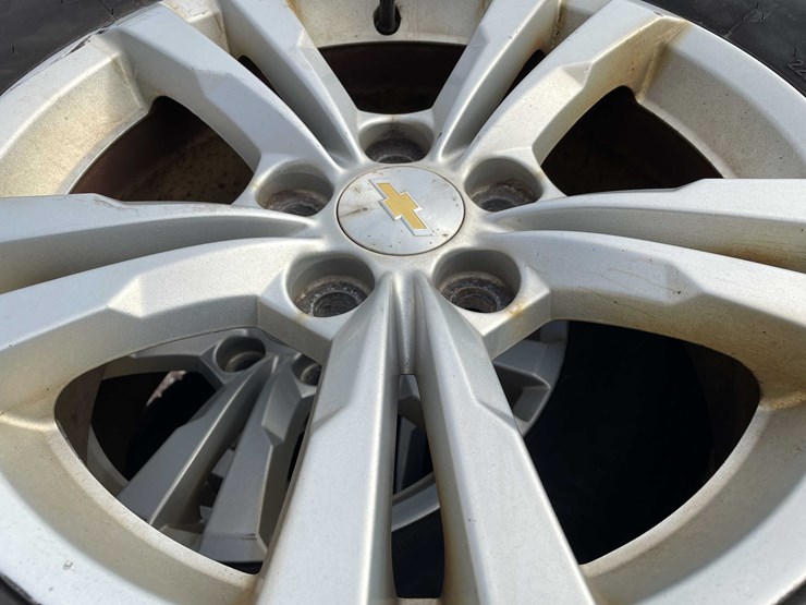 #3127-•-(6)-chevy-wheels-and-tires-image-4