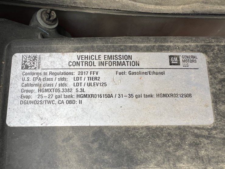 2017-chevrolet-tahoe-image-14