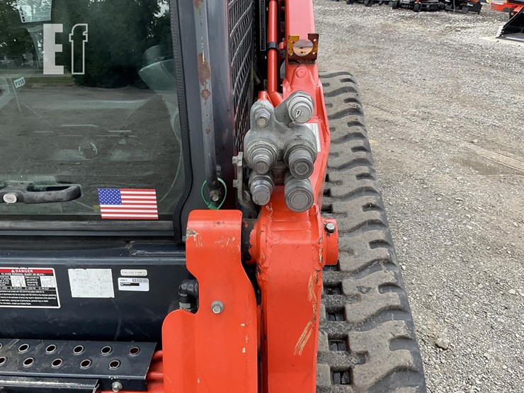 2020-kubota-svl95-2s-image-9