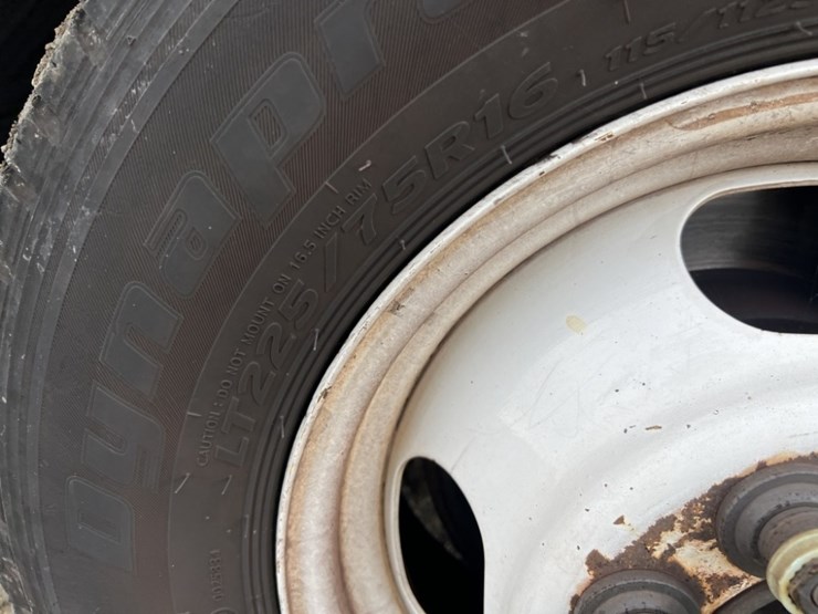 2015-chevrolet-express-paratransit-bus-image-11