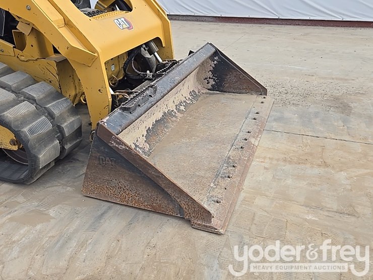 2021-caterpillar-289d3-image-38