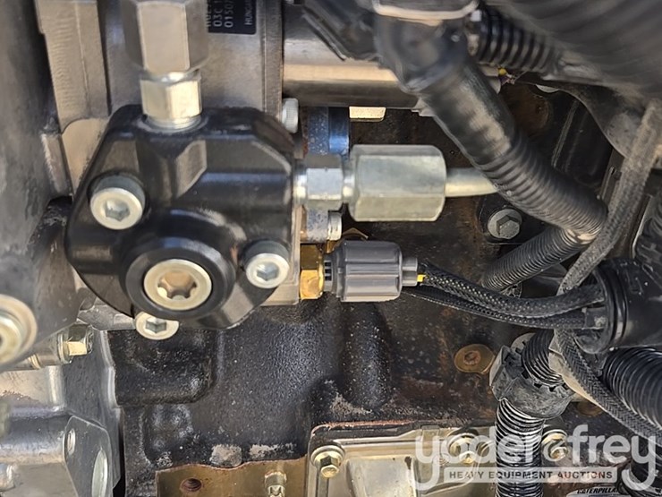 2019-caterpillar-tl1255d-image-99