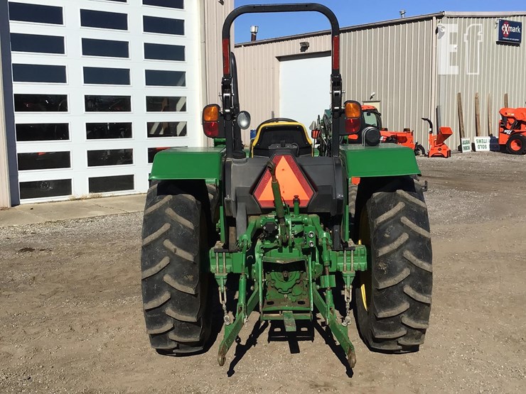 2014-john-deere-5045e-image-7