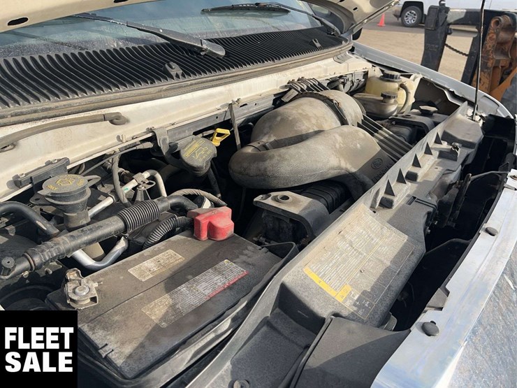 2009-ford-cargo-image-21