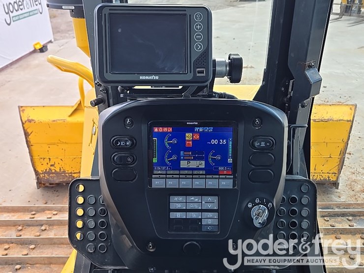 2023-komatsu-d61pxi-24-image-54