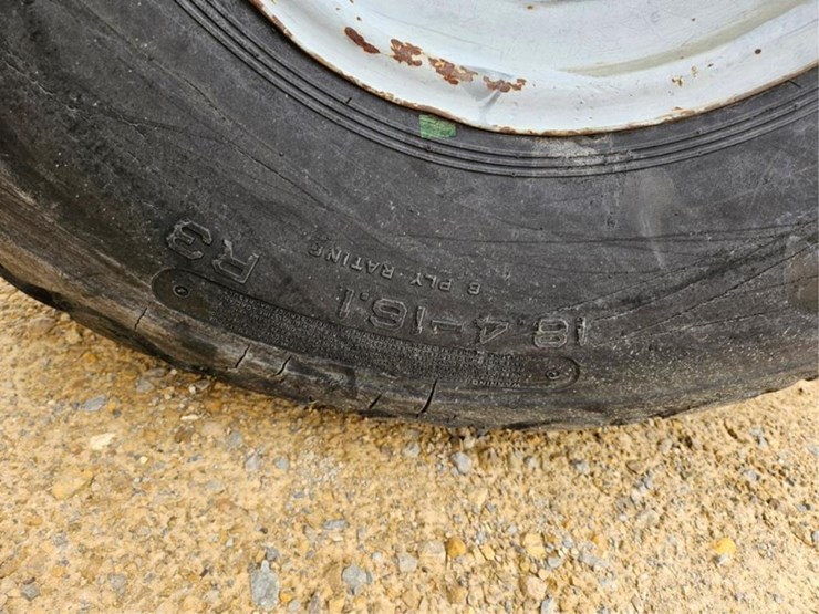 massey-ferguson-240-image-37