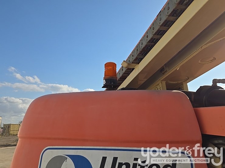 2014-jlg-600aj-image-51