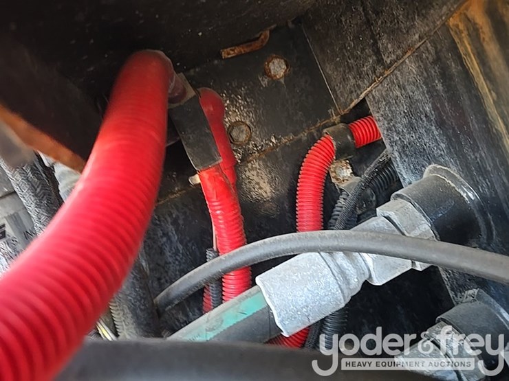 2015-jlg-600aj-image-79