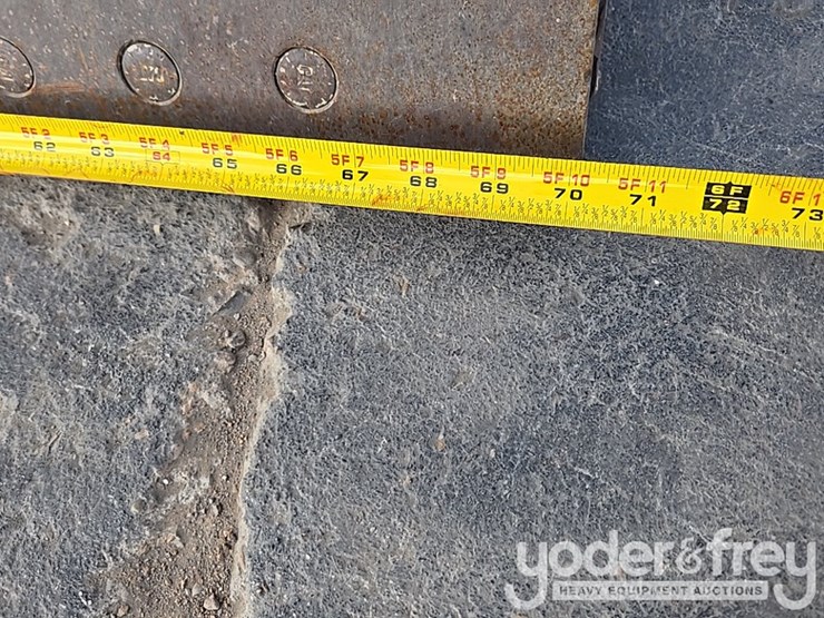 caterpillar-303-image-32