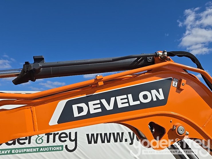 2024-develon-dx27z-7-image-25