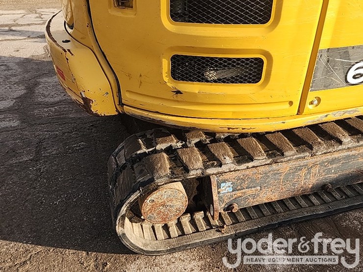 2020-deere-60g-image-8