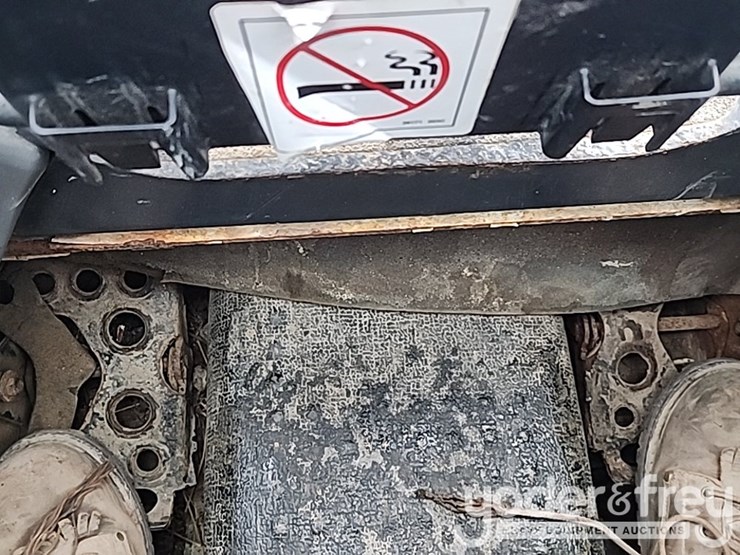 2018-bobcat-s570-image-30