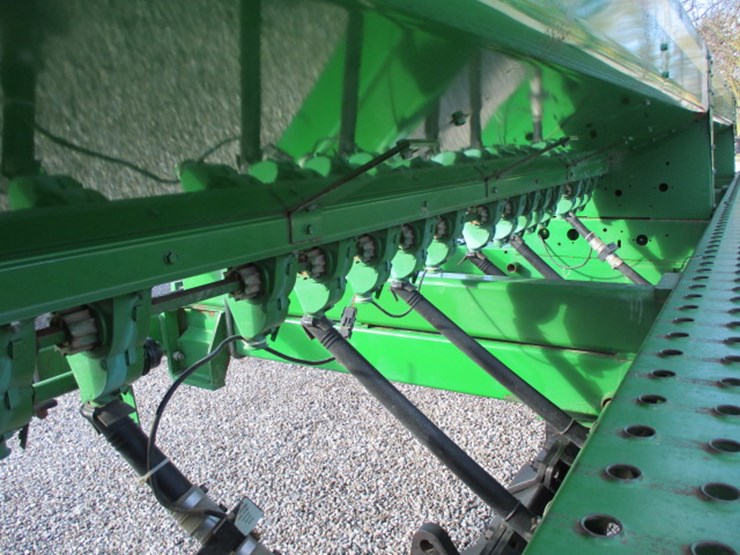 john-deere-750-image-56