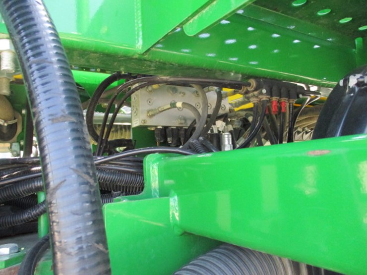 2016-john-deere-db60-image-75