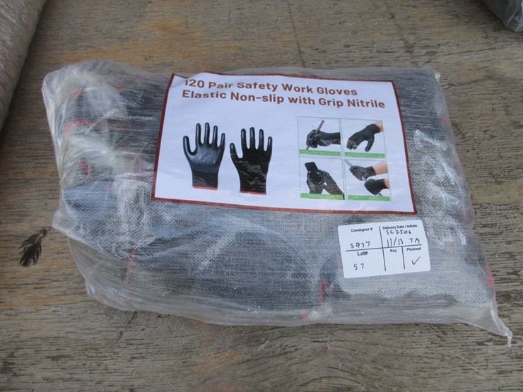new-unused-safety-work-gloves,-image-1