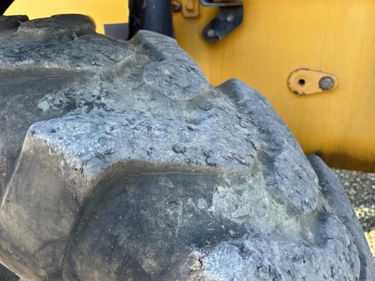 2016-jcb-507-42-image-60