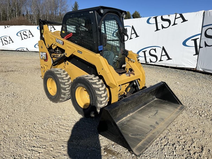 2022-caterpillar-242d3-image-7