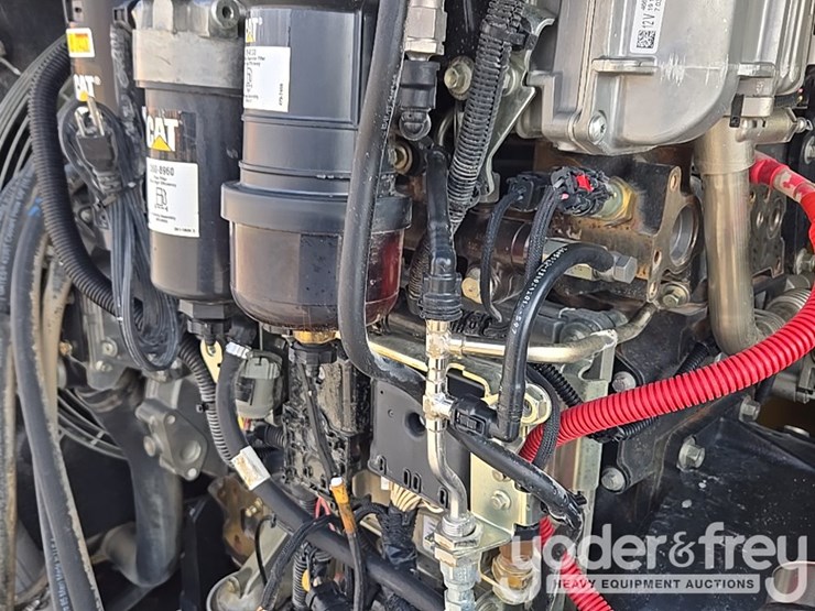 2019-caterpillar-tl1255d-image-97