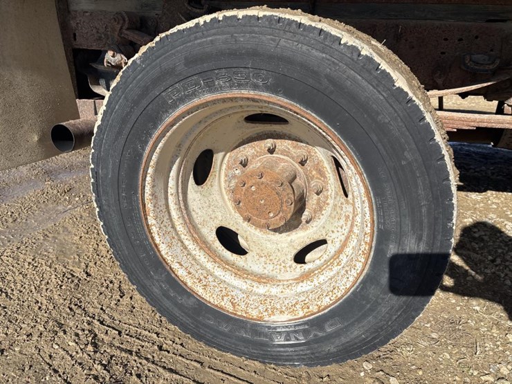 2000-ford-f550-image-47