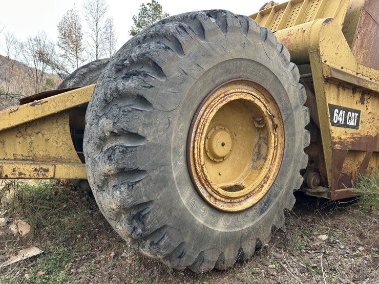 caterpillar-641-image-24