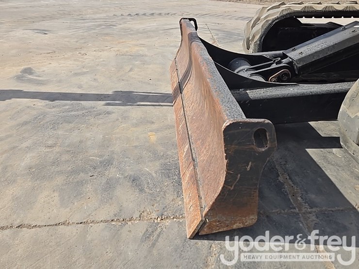 2021-caterpillar-306-cr-image-27